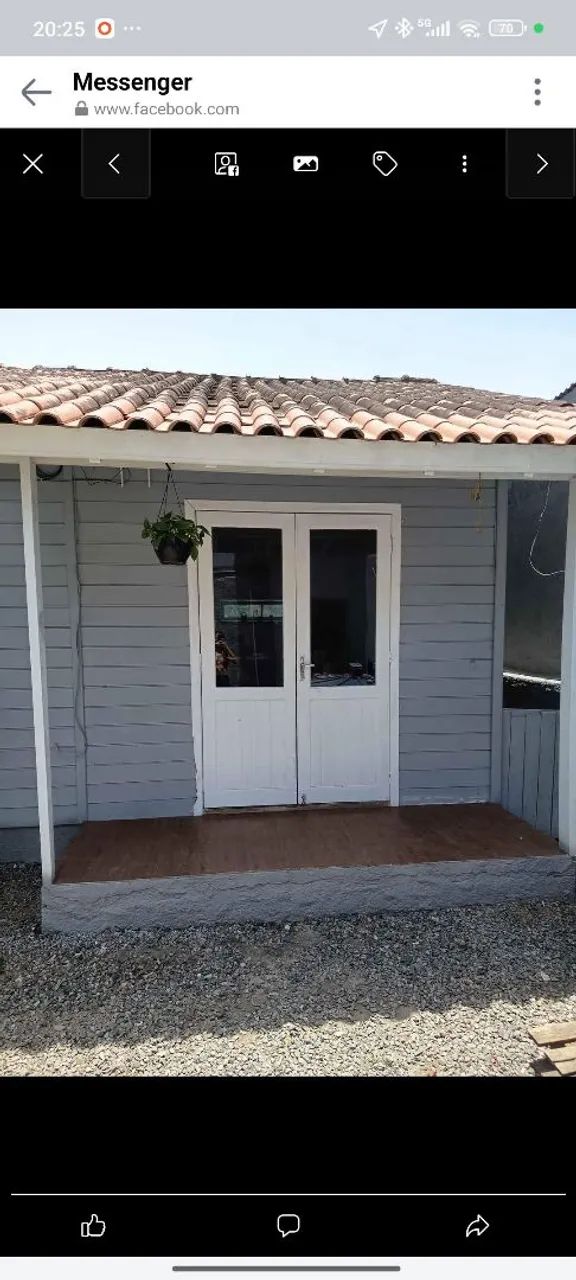 CASA COM PÁTIO, ACEITO PET.