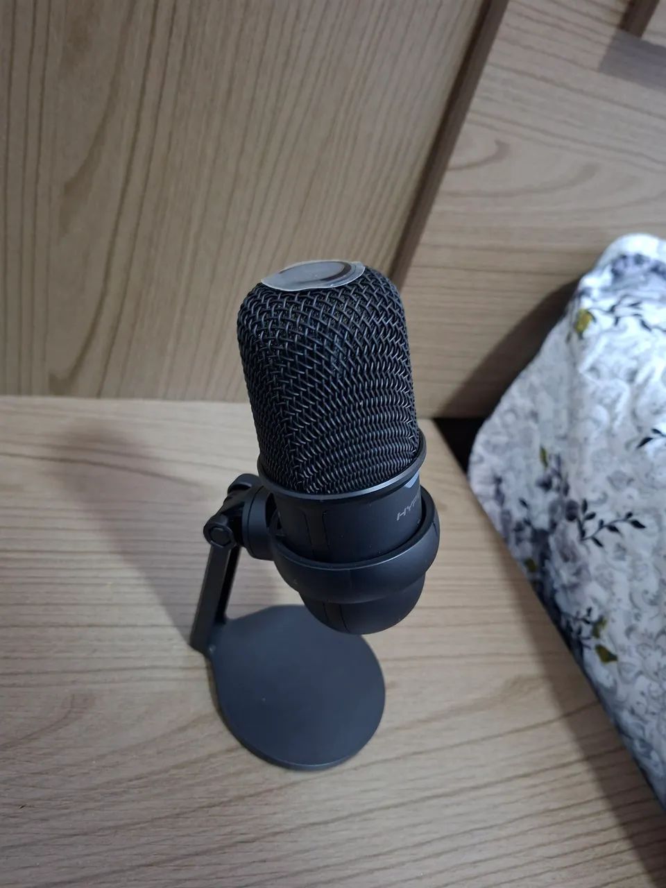 Vendo Microfone Hyperx SoloCast  - Foto 2