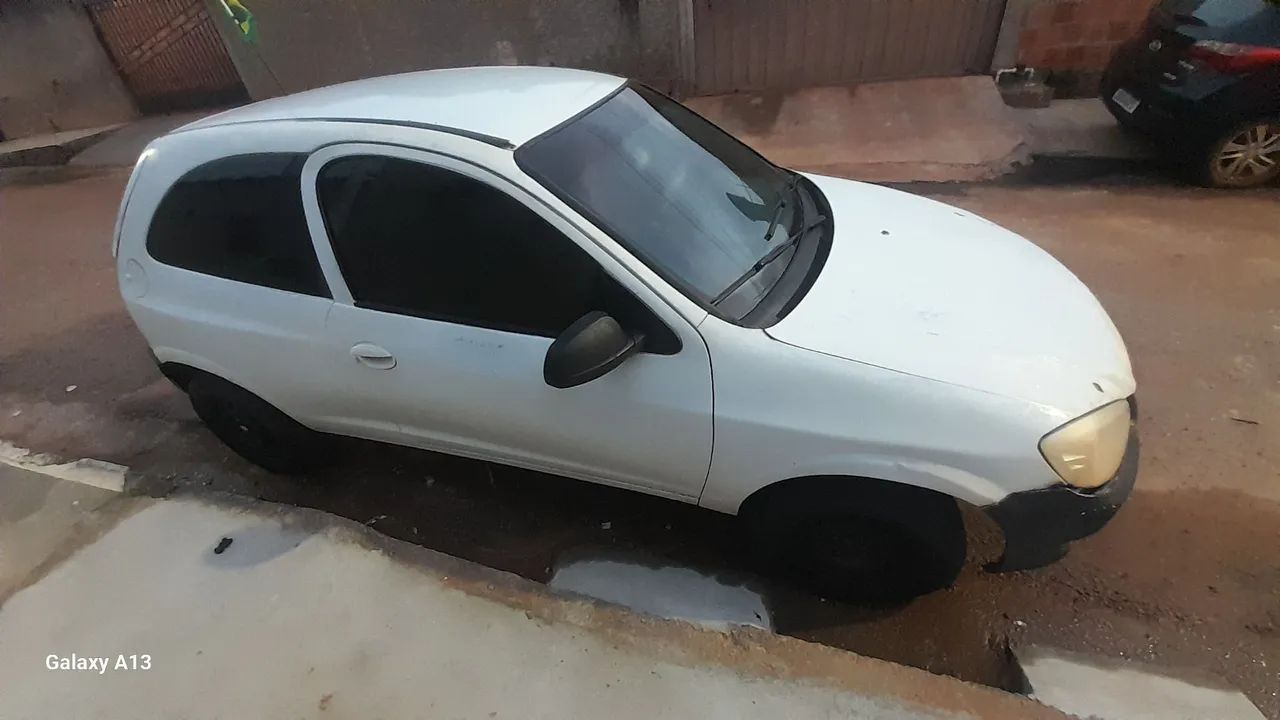 Vendo esse celta. Valor 6 mil - Foto 3