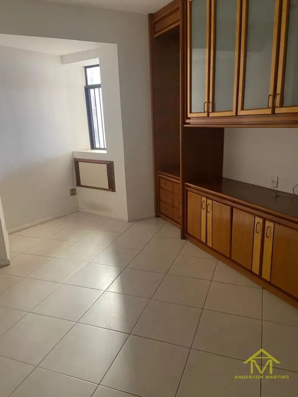 Apartamento Montado em Praia da Costa: 4 Quartos com Suíte com 198 m² - Foto 5