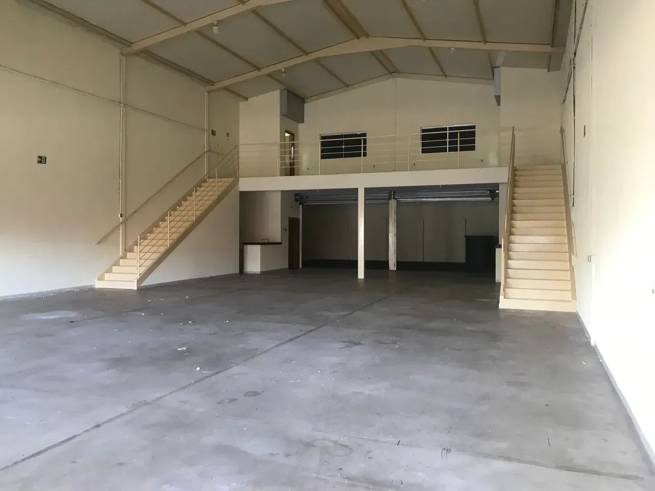 Excelente galpão comercial  Bairro Itajá - Foto 4