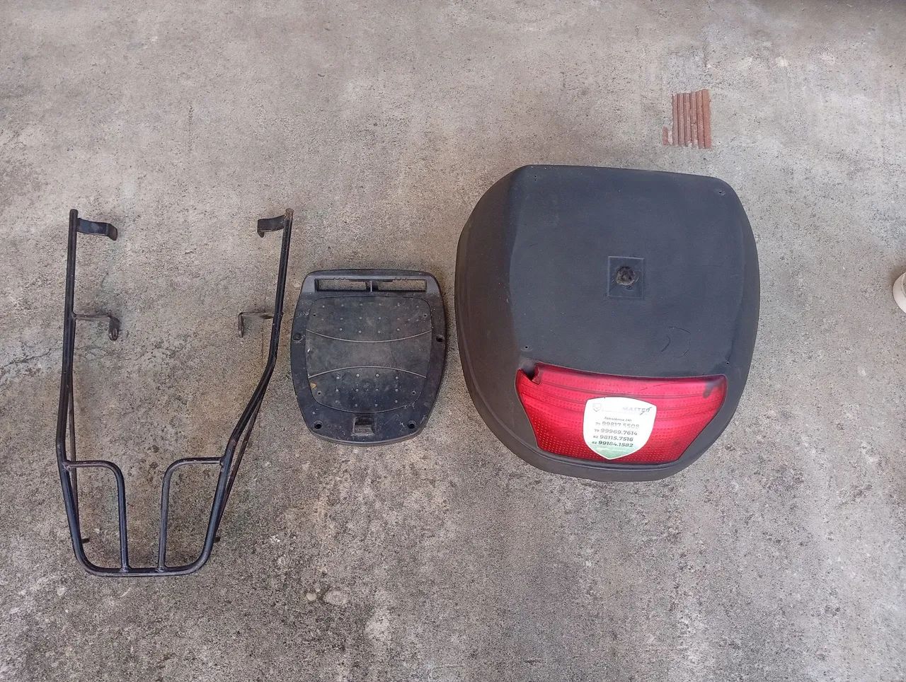 Bagageiro e baú pop 