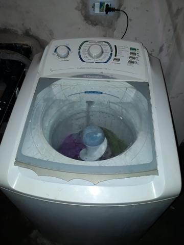 Máquina de lavar 10 kilos Electrolux