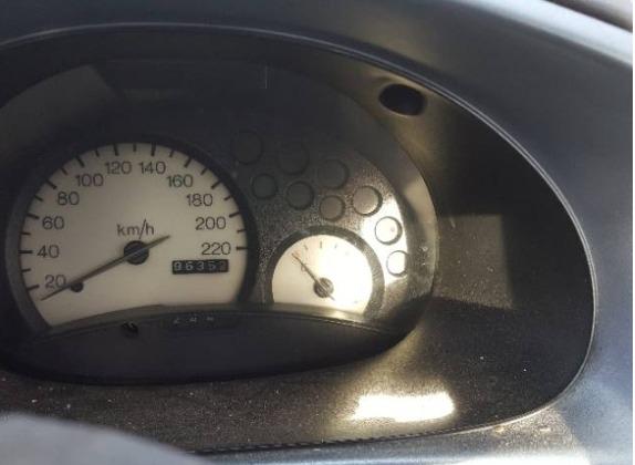 Desmontando Ford/ ka 1998 - Foto 5
