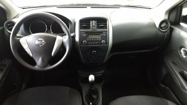 Nissan Versa - Foto 6
