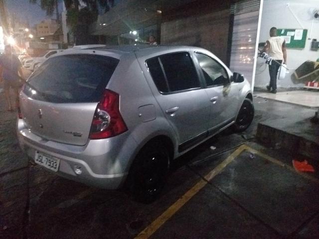Sandero Privilege 1.6 8v com GNV ja no documento