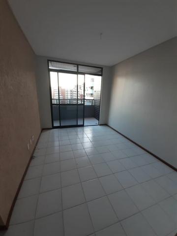 Oportunidade na Ponta Verde! 03 quartos (01 suíte), 02 vagas. Confira! - Foto 5