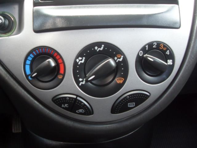 FORD FOCUS SEDAN 1.6 L 2005 *58.000 KM. - Foto 11