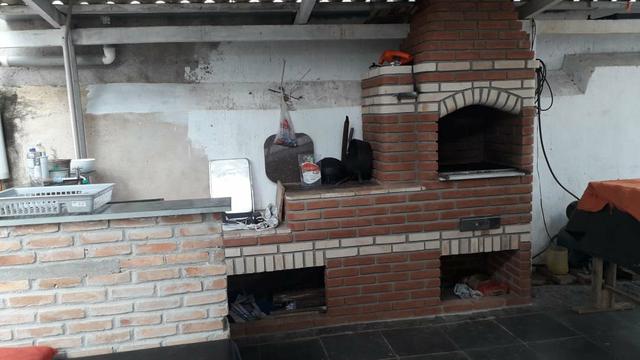 Casa grande 8 comodos , ótima localização - Foto 2