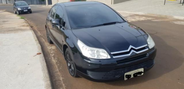 Citroen C4 Hatch 1.6 GLX Manual - 2010 - Foto 6