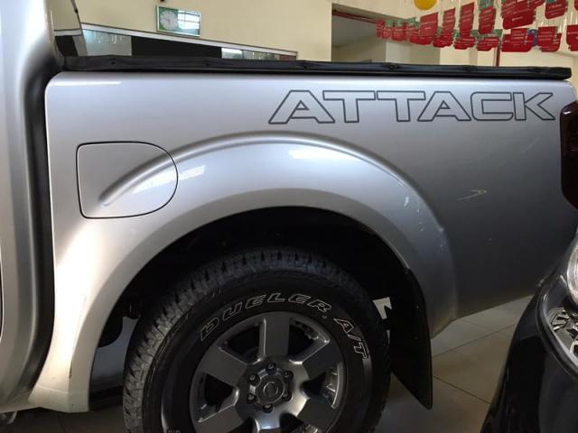 NISSAN FRONTIER SV ATTACK CD 4X2 2.5 TB DIESEL - Foto 8