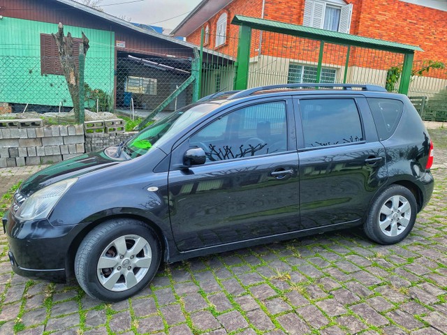 LIVINA 1.8 AUT.