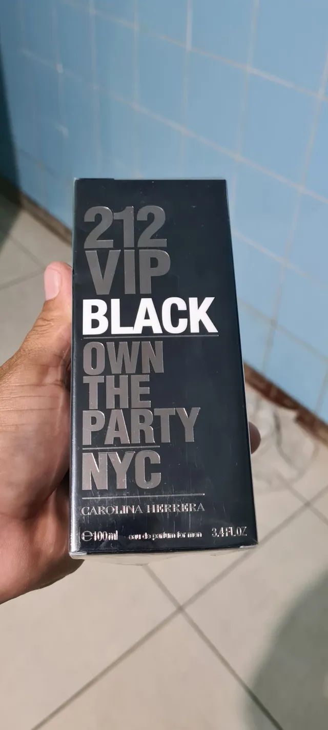 Perfume 212 VIP Black Carrolina Herrera Original 