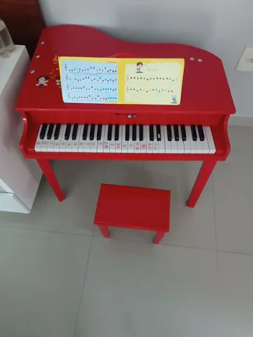 Piano infantil de brinquedo em madeira - Funcionando, m