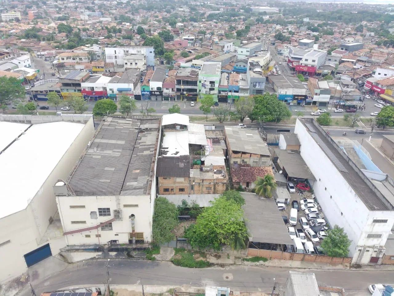 Prédio Comercial e Residencial no melhor de Marabá - Foto 2