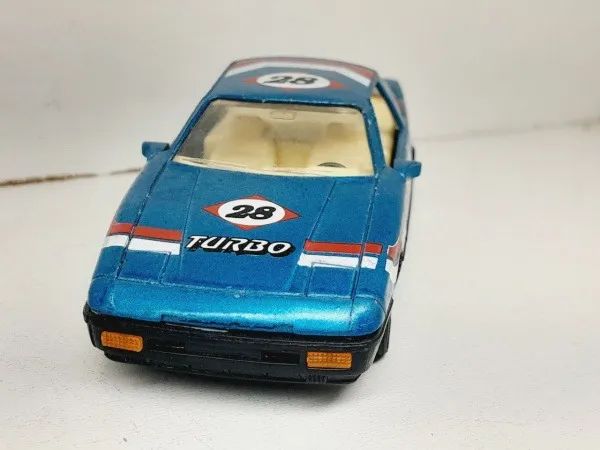 Miniatura Mazda Rx-7 Sunnyside 1/32