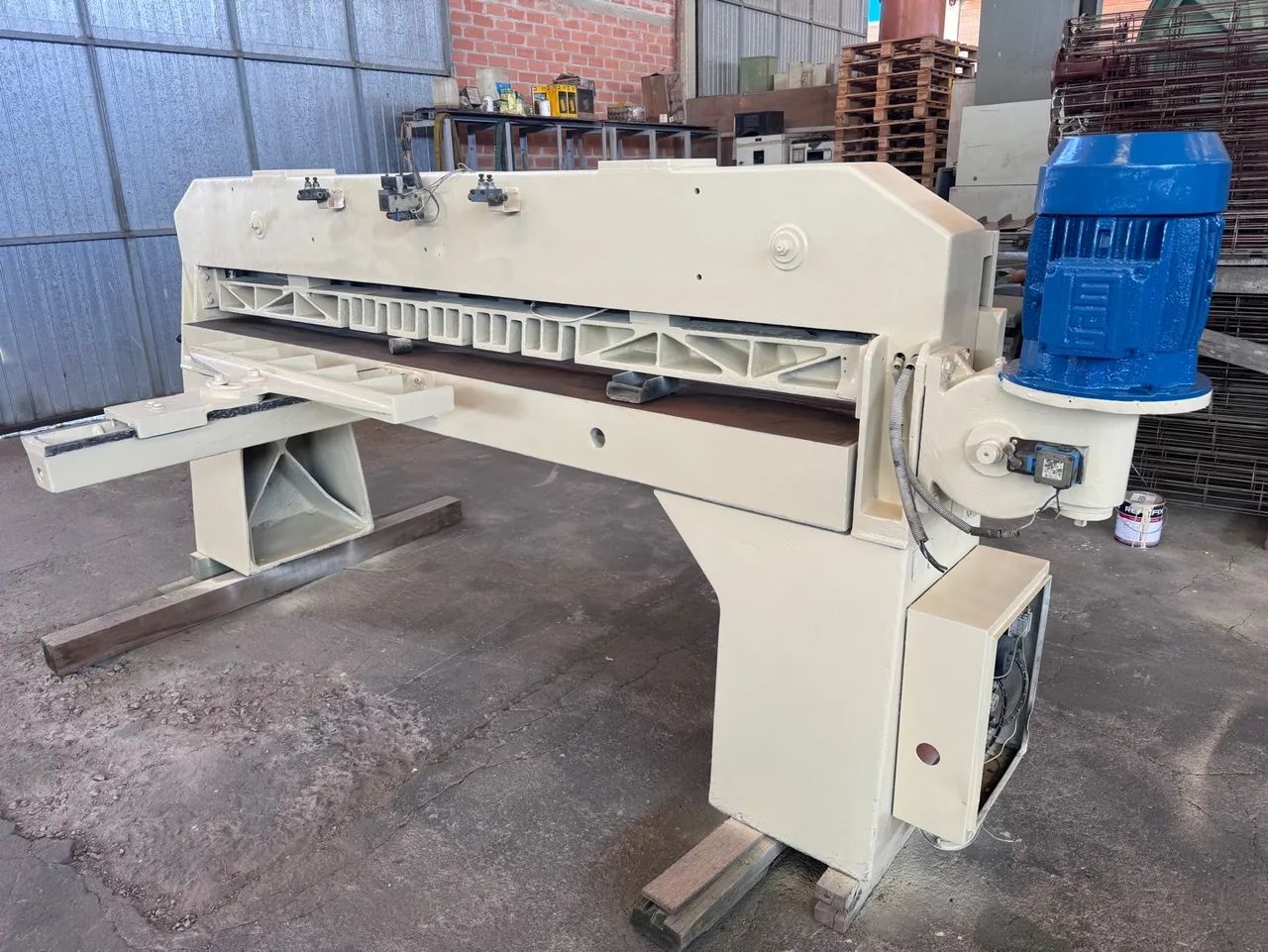 Guilhotina 2600mm - Foto 4