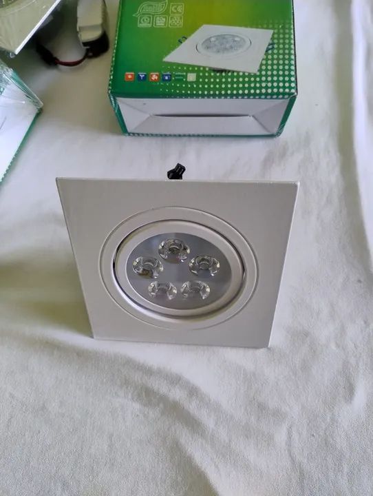 Lâmpada de embutir Spot led 5W branco quente novo Bivolt 