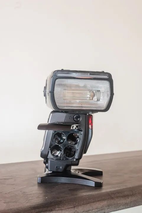 Flash Nikon - SB700 - Foto 3