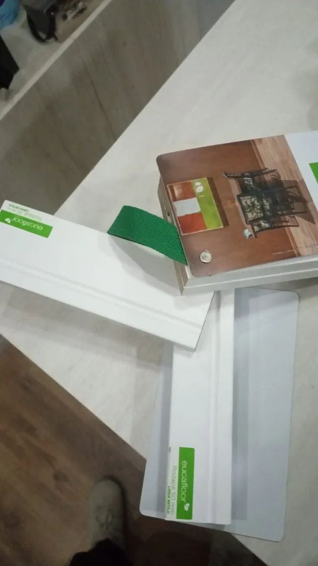 Piso vinílico 140 reais o m2 com mão de obra - Foto 2