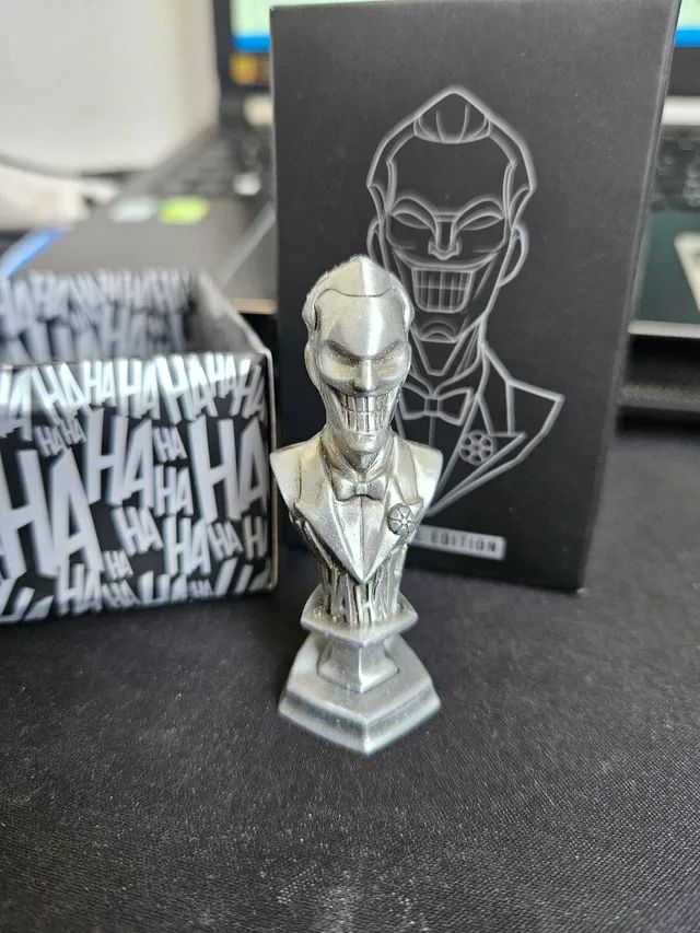 Mini Busto Coringa Edição Especial  - Foto 2