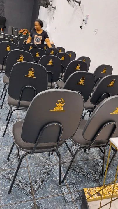 Cadeiras para igreja - Foto 6