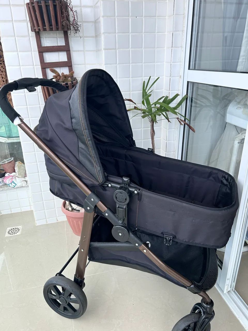 Carrinho de bebê para aluguel - Foto 2