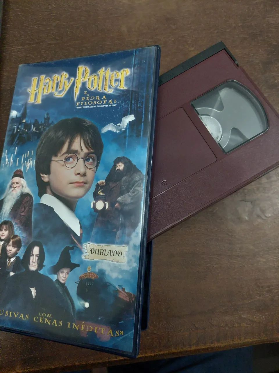Harry Potter e a Pedra Filosofal - Dublado - Foto 3