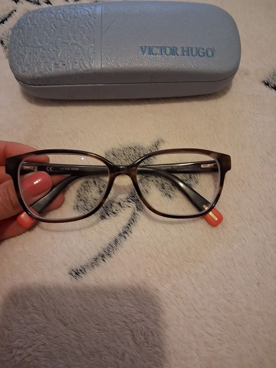 Armação de óculos Victor Hugo - Foto 3