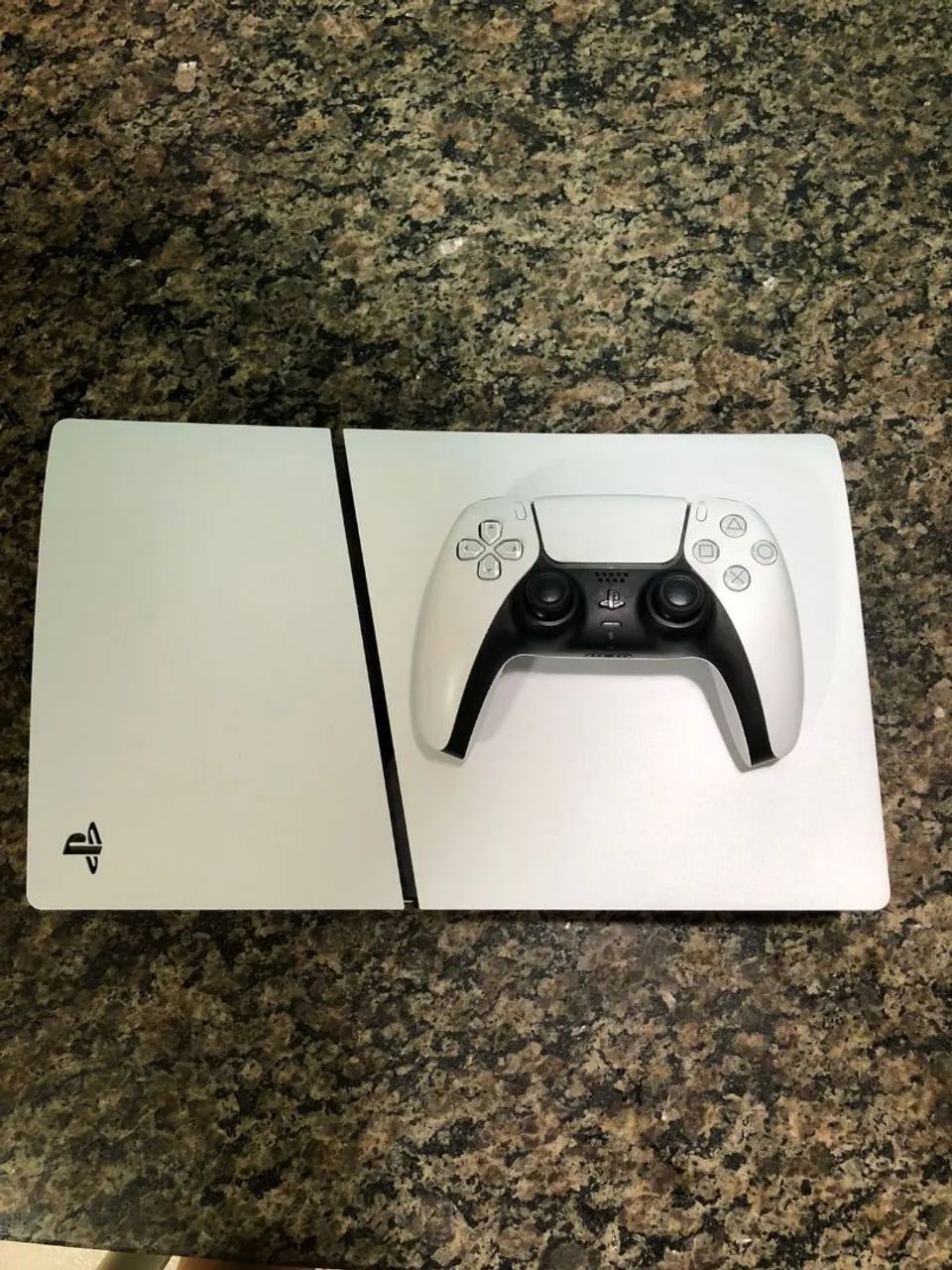 PlayStation 5 Slim 6 meses de uso - Foto 3