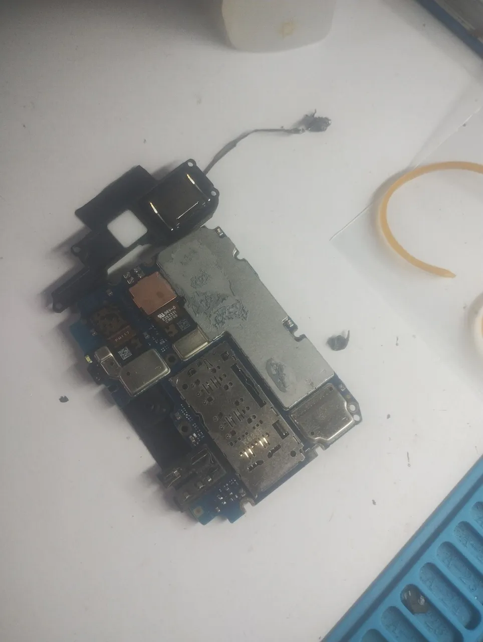 Placa-mãe de celular e22 SUCATA