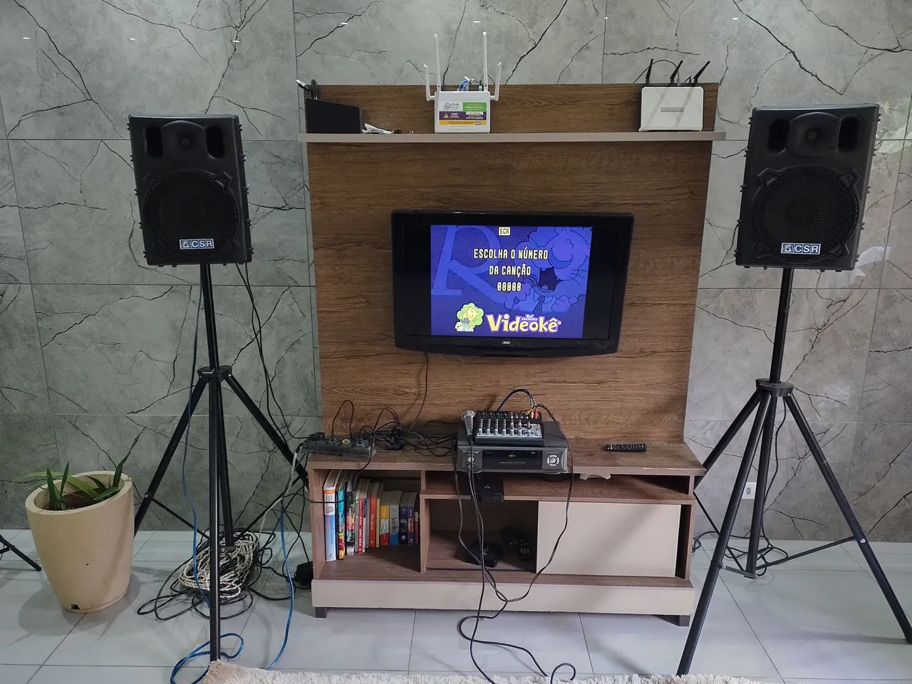 Karaokê Completo com Caixas de Som e Mixer