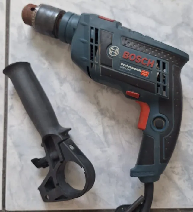 Furadeira Bosch profissional