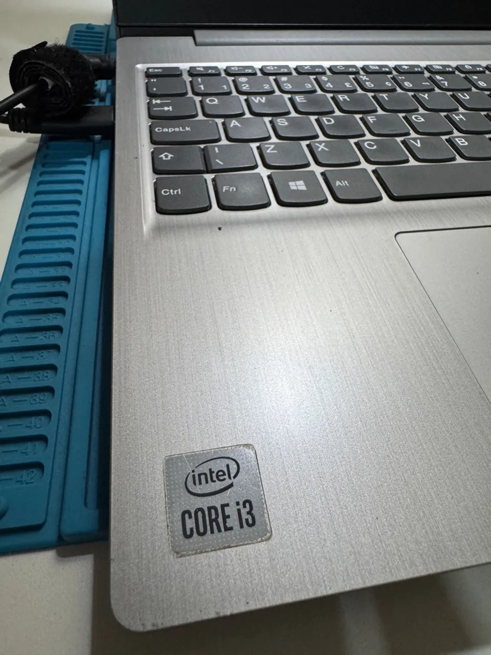 Notebook Lenovo Intel Core i3