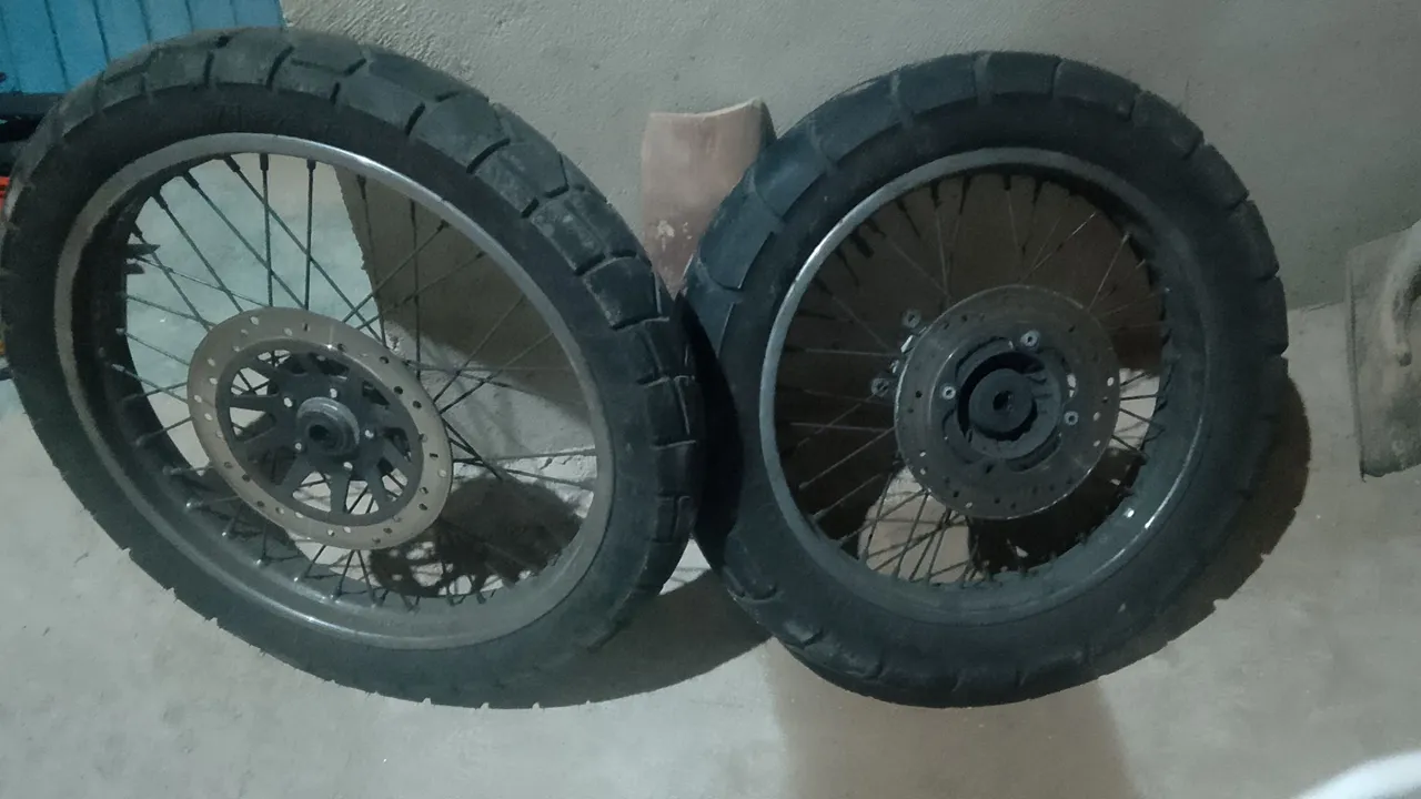 Rodas de moto Broz 