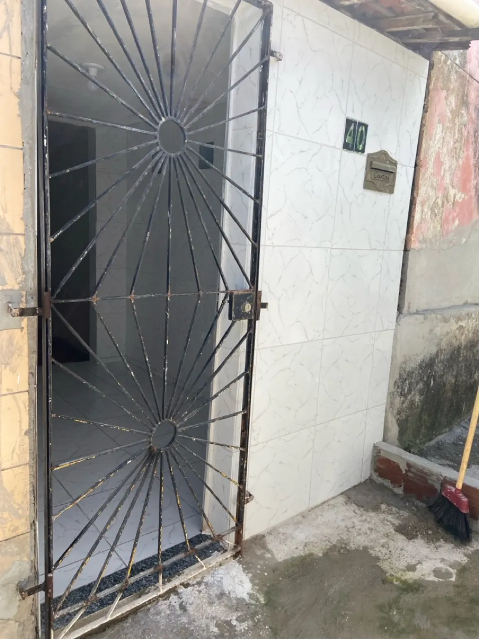 Vendo 2 Kitnets pelo preço de 1