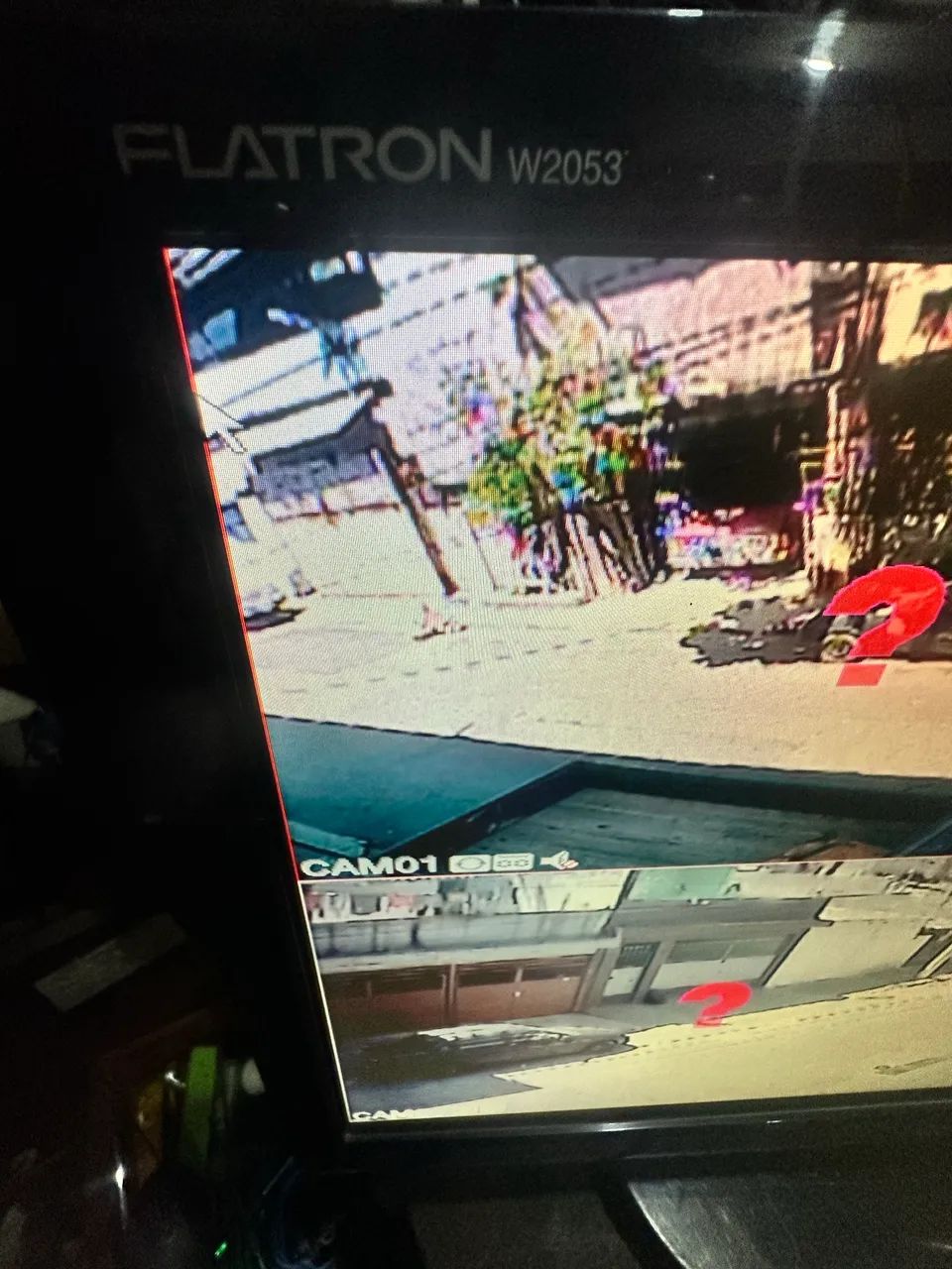 Monitor LG w2053 usado em bom estado com marcas de uso  - Foto 3