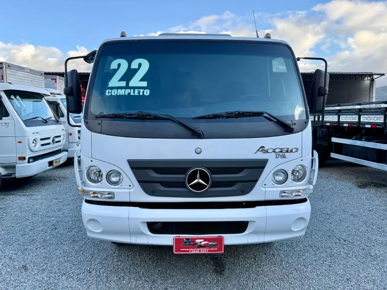 Accelo 1316 Munck 7.500 Com Carroceria  - Foto 3