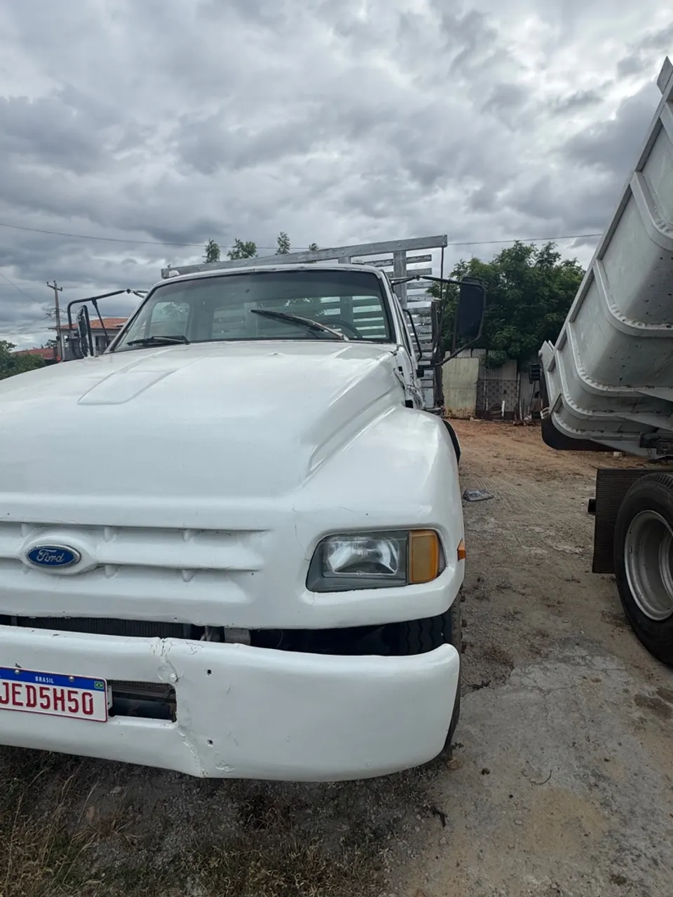 Caminhão sapão 95