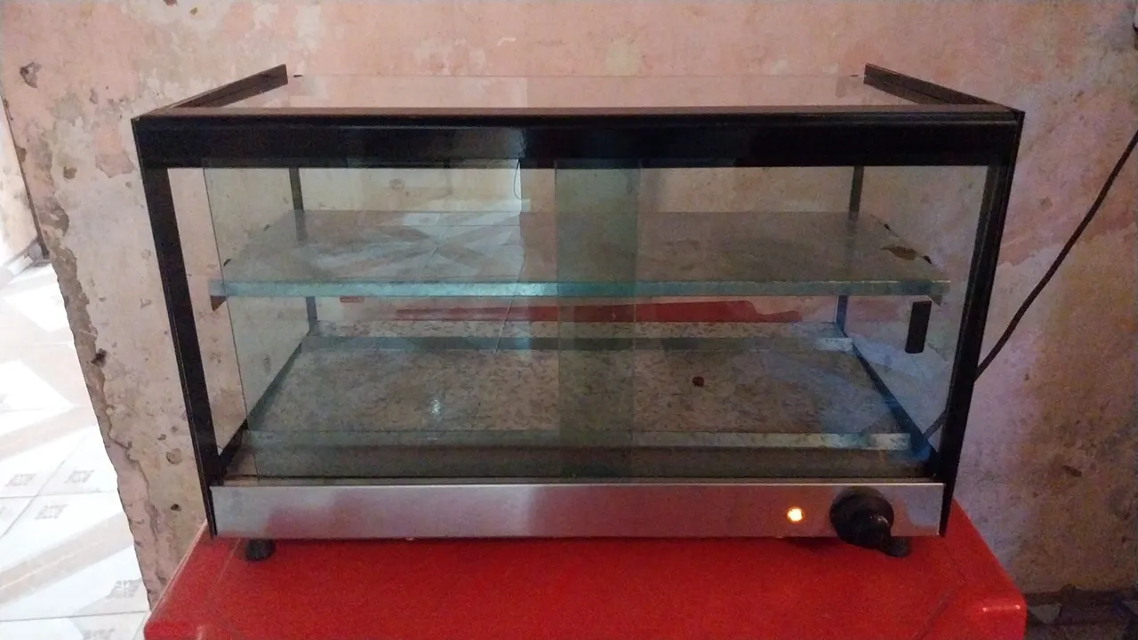 Vitrine Expositora Aquecida para Lanches e Salgados