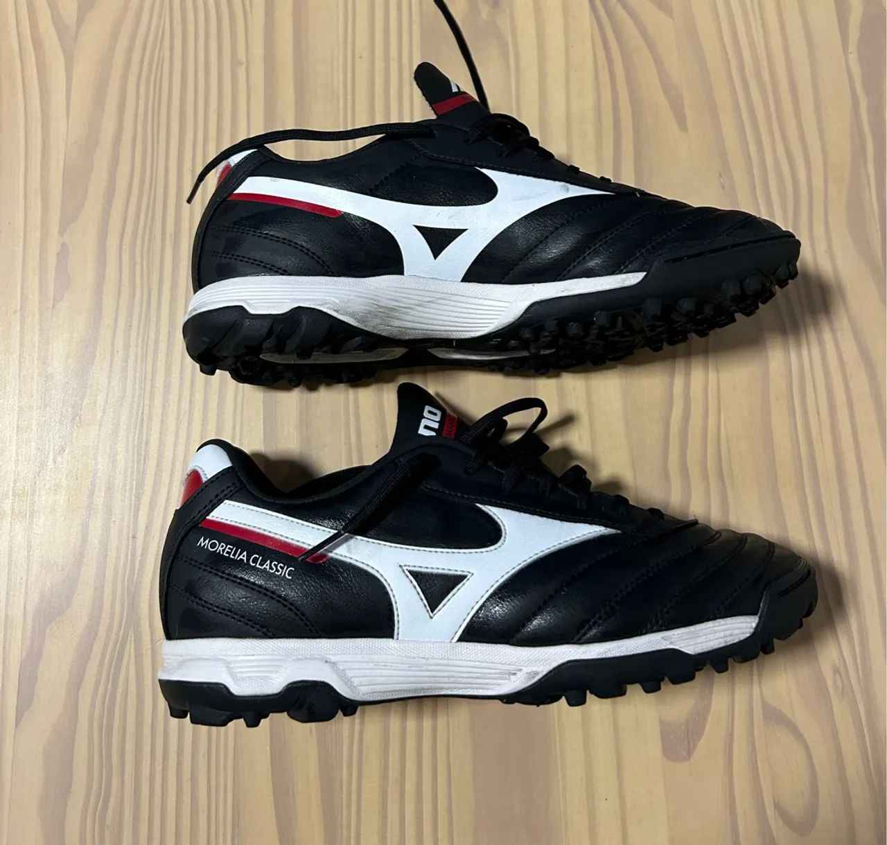 Chuteira Mizuno Morelia Classic TAM 40 - Foto 4