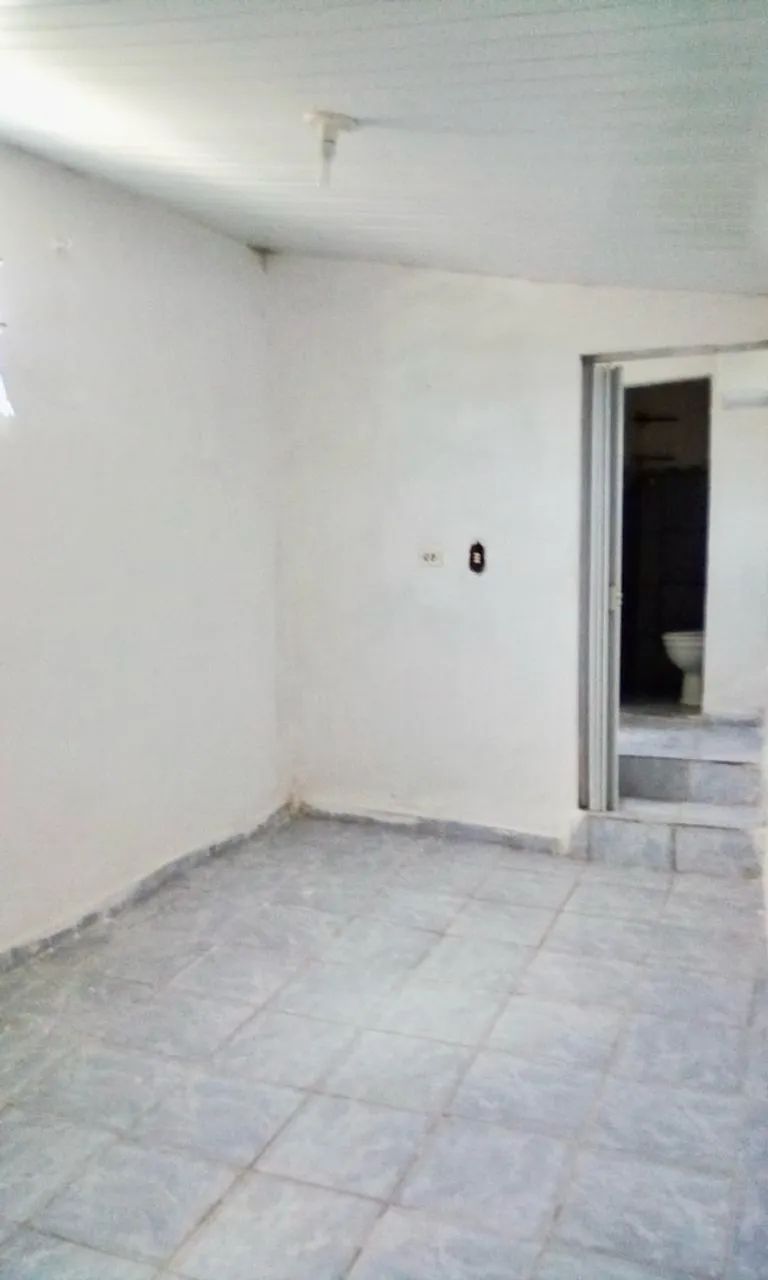 Casa pra alugar em cavaleiro 450,00  - Foto 4