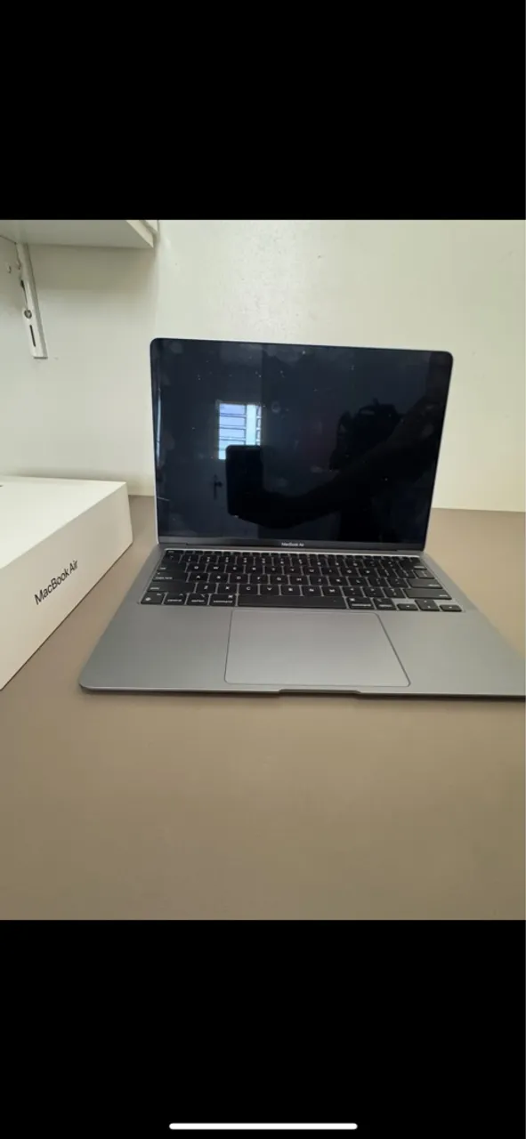 Macbook Air - Design elegante e desempenho incrível!