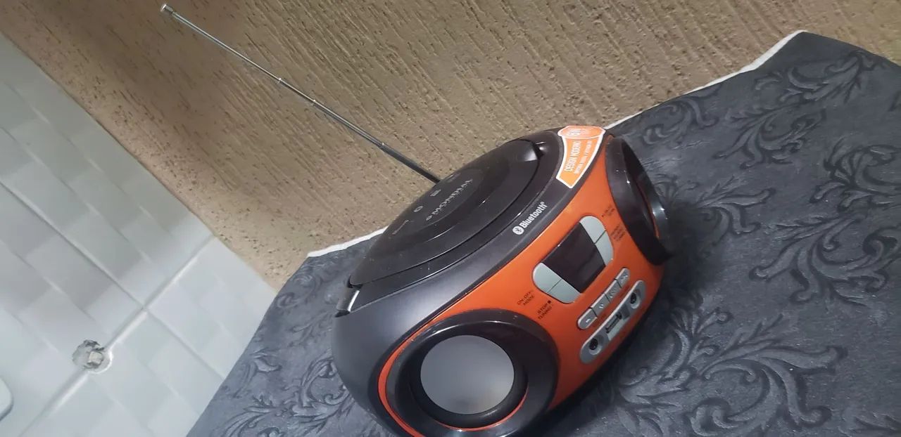 Rádio CD Player Bluetooth Portátil Mondial