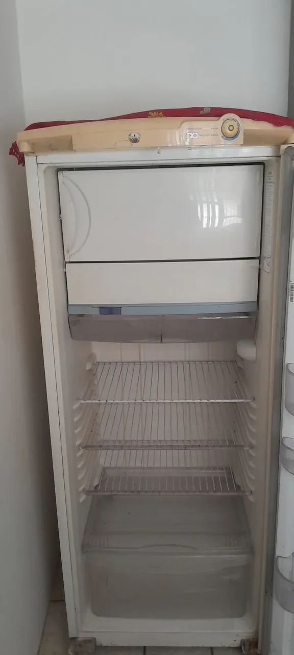 Geladeira Consul 303lt