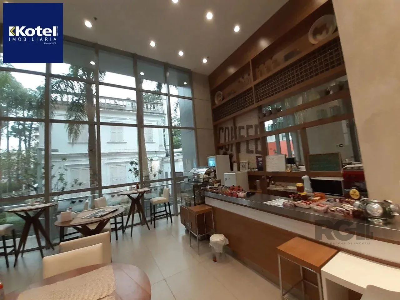 Sala Comercial para locação no Menino Deus, com 01 vaga de garagem coberta - Foto 4