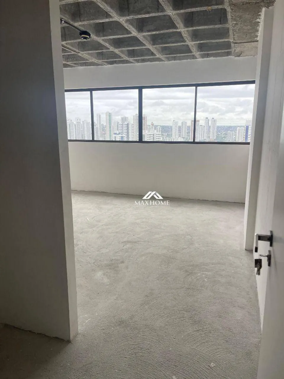 Salas comerciais para alugar no Empresarial Torreão Executive Plaza.