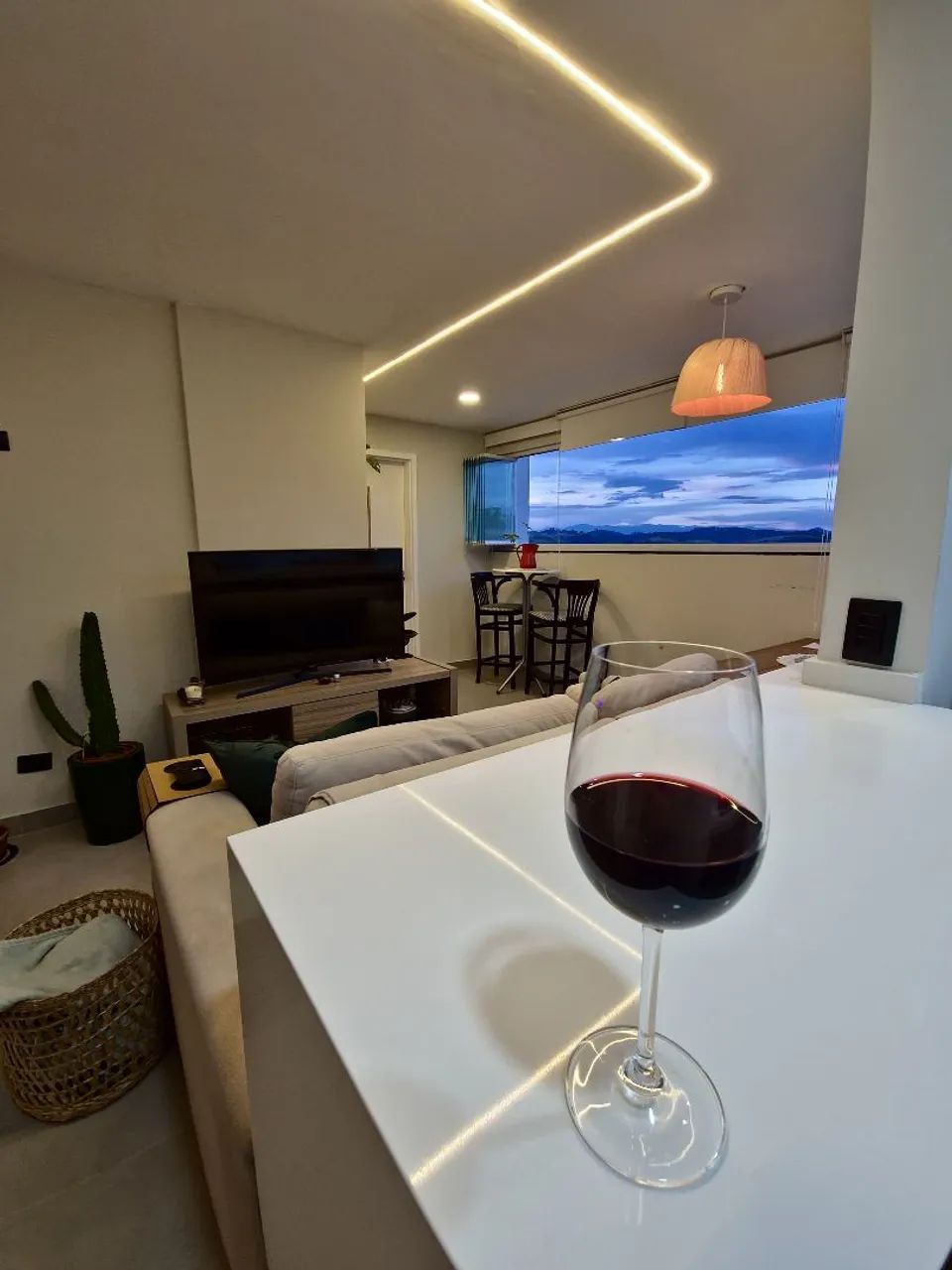 Foto - São José dos Campos - Condomínio Residencial Colinas do Paratehy