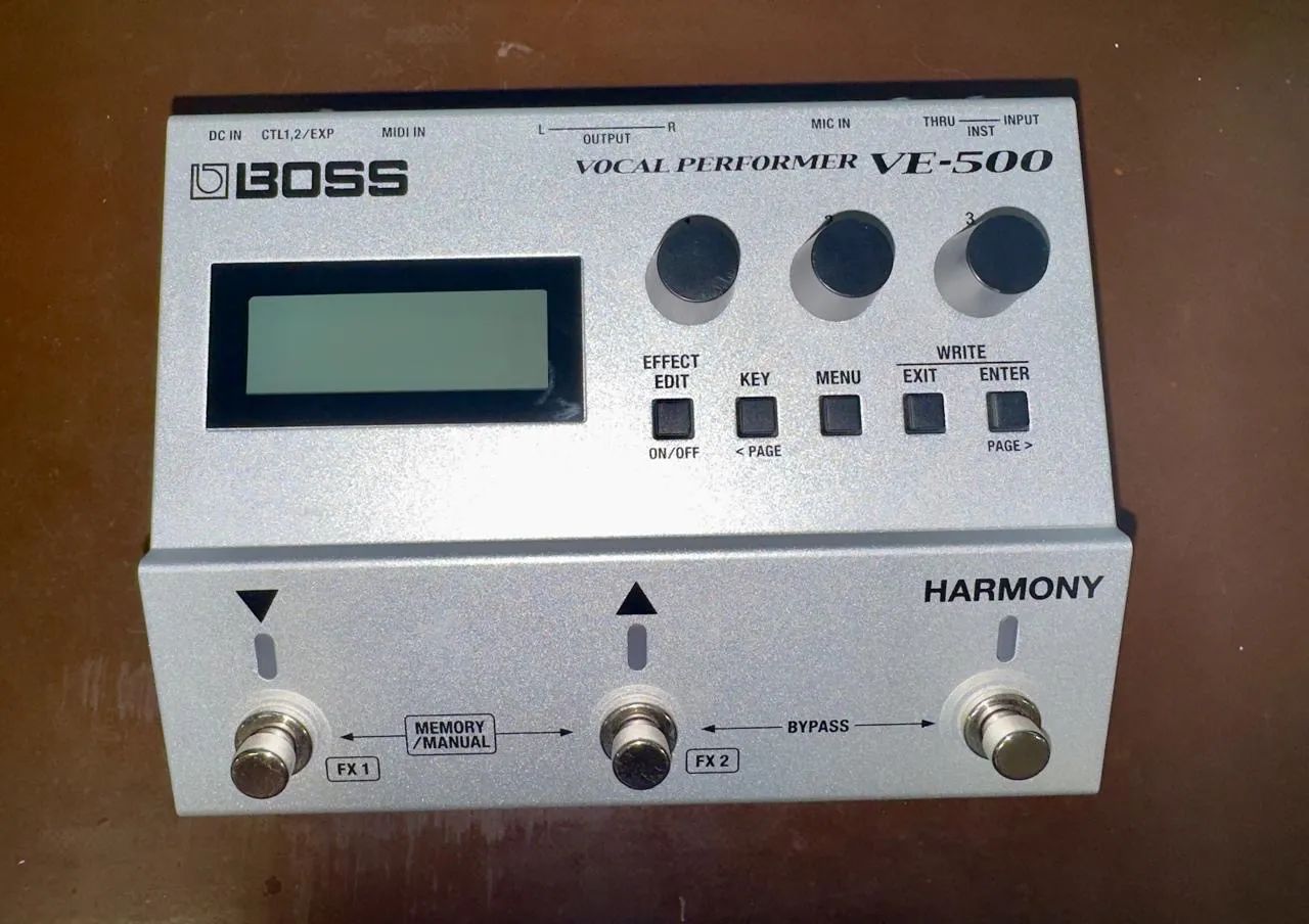 Boss VE 500 pedal de voz - Instrumentos musicais - Asa Norte