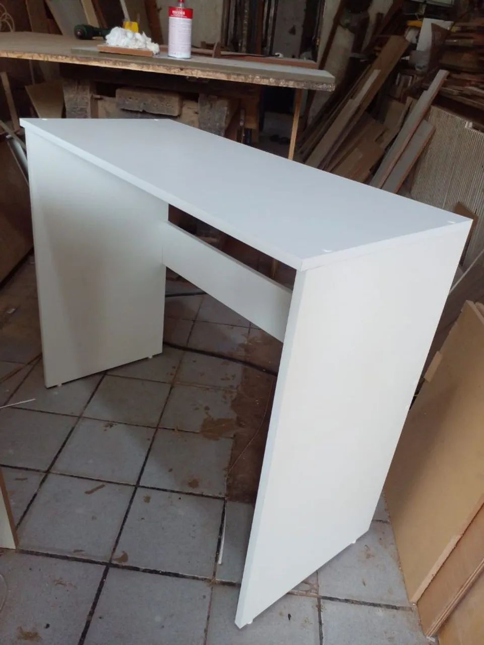 Mesa de Escritório Branca Simples - Foto 2